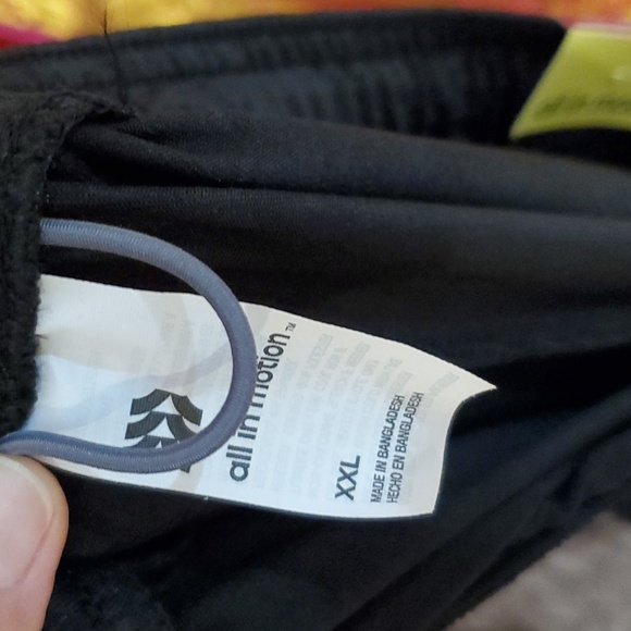 Men shorts - Picture 9 of 11